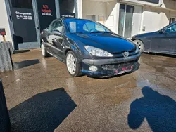 Schwarz Gebraucht 2002 Peugeot 206 CC Cabrio | 2.490 € (Teuer)