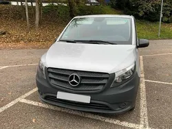 Silber Gebraucht 2018 Mercedes Vito Van / Kleinbus | 13.600 €