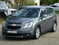 Grau Gebraucht 2011 Chevrolet Orlando LTZ Van / Kleinbus | 6.970 € (Guter Preis)