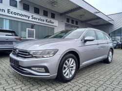 Silber Gebraucht 2023 VW Passat Business Kombi | 27.370 € (Guter Preis)
