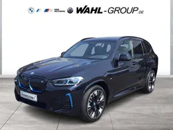 Schwarz Gebraucht 2022 BMW iX3 M Sport SUV | 43.890 € (Etwas zu teuer)