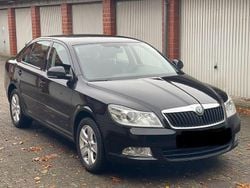Schwarz Gebraucht 2011 Skoda Octavia Elegance Limousine | 5.500 € (Guter Preis)