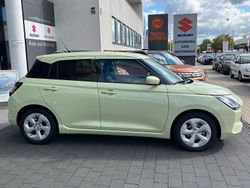 Grün Neu 2025 Suzuki Swift Comfort Kleinwagen | 18.490 €