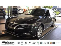 Grau Gebraucht 2020 VW Passat Elegance Kombi | 25.875 € (Fairer Preis)