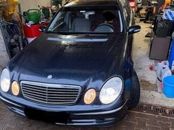 Blau Gebraucht 2005 Mercedes E280 Classic Kombi | 2.800 € (Guter Preis)
