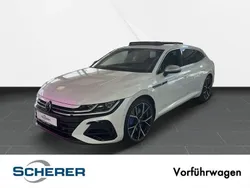 Oryxweiß perlmutteffekt (metallic) Gebraucht 2023 VW Arteon R Limousine | 49.880 € (Teuer)