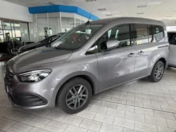 Grau Gebraucht 2023 Mercedes 180 Progressive Limousine | 21.500 € (Superpreis)