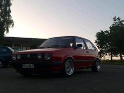 Rot Gebraucht 1987 VW Golf II GTI Kleinwagen | 2.000 €
