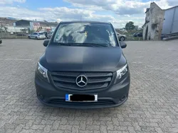 Rot Gebraucht 2022 Mercedes Vito Van / Kleinbus | 27.000 €