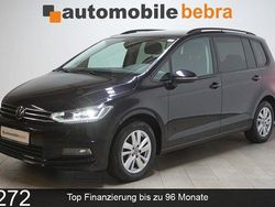 Deep black Gebraucht 2022 VW Touran Comfortline Van / Kleinbus | 30.490 € (Etwas zu teuer)