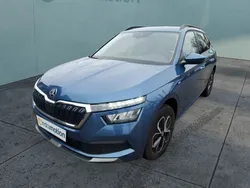 Blau Gebraucht 2021 Skoda Kamiq Drive SUV | 18.600 € (Fairer Preis)