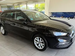 Schwarz Gebraucht 2024 Seat Leon Style Limousine | 19.790 € (Fairer Preis)