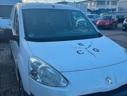 Weiß Gebraucht 2014 Peugeot Partner Van | 3.900 € (Fairer Preis)