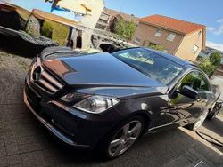 Grau Gebraucht 2012 Mercedes E350 Coupé | 10.900 € (Fairer Preis)