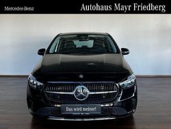 Lack kosmosschwarz Gebraucht 2024 Mercedes B200 Advanced Van / Kleinbus | 30.699 € (Guter Preis)