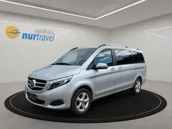 Brillantsilber metallic Gebraucht 2018 Mercedes V250 Avantgarde Edition Van / Kleinbus | 36.990 € (Superpreis)