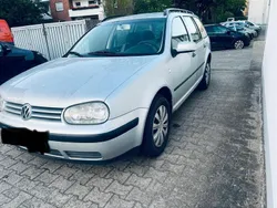 Silber Gebraucht 2002 VW Golf IV Kombi | 2.500 € (Fairer Preis)