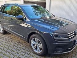 Grau Gebraucht 2019 VW Tiguan Highline SUV | 23.900 € (Superpreis)