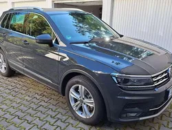 Grau Gebraucht 2019 VW Tiguan Highline SUV | 24.900 € (Superpreis)