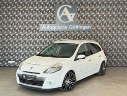 Weiß Gebraucht 2010 Renault Clio II Dynamique Kleinwagen | 2.950 € (Fairer Preis)