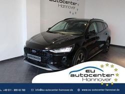 Schwarz metallic Gebraucht 2024 Ford Focus Active Kombi | 24.450 € (Guter Preis)