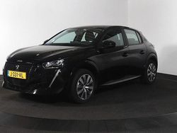 Schwarz Gebraucht 2020 Peugeot e-208 Active Kleinwagen | 11.500 € (Guter Preis)