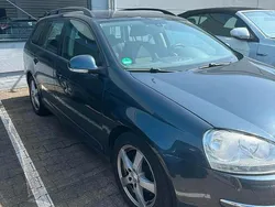 Grau Gebraucht 2009 VW Golf VI Kombi | 1.600 € (Guter Preis)
