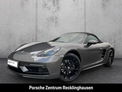 Grau Gebraucht 2024 Porsche 718 Boxster Cabrio | 79.900 € (Teuer)