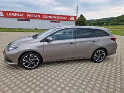 Gebraucht 2016 Toyota Auris Hybrid Edition-S Limousine | 12.800 € (Fairer Preis)