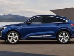 Navarrablau metallic Neu 2025 Audi Q5 Sportback S-Line SUV | 63.532 € (Superpreis)