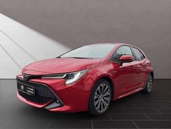 Rot Gebraucht 2020 Toyota Corolla Hybrid Club Limousine | 17.990 € (Guter Preis)