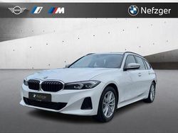 Weiß (alpinweiss iii) Gebraucht 2025 BMW 318 Comfort Edition Kombi | 32.900 € (Superpreis)