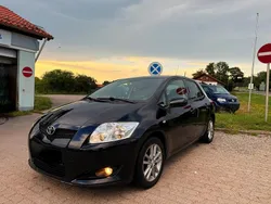 Schwarz Gebraucht 2008 Toyota Auris Play Limousine | 6.500 € (Teuer)