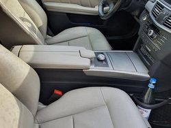 Grau Gebraucht 2011 Mercedes E250 Avantgarde Kombi | 9.555 € (Fairer Preis)