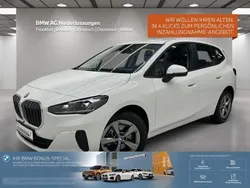 Weiß Gebraucht 2024 BMW 216 Active Tourer Luxury Line Van / Kleinbus | 26.980 € (Fairer Preis)