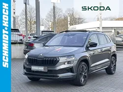 Graphite grau Gebraucht 2024 Skoda Karoq SportLine SUV | 34.980 € (Guter Preis)