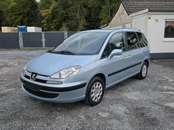 Blau Gebraucht 2005 Peugeot 807 Van / Kleinbus | 2.190 €