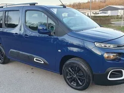 Lackierung nachtblau/typ Gebraucht 2019 Citroën Berlingo Feel Van / Kleinbus | 17.850 € (Guter Preis)