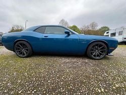 Frostbite blue Gebraucht 2020 Dodge Challenger Coupé | 39.999 €