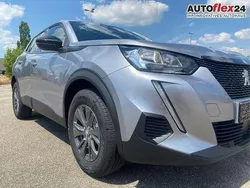 Grau Gebraucht 2023 Peugeot 2008 Active SUV | 23.899 € (Fairer Preis)