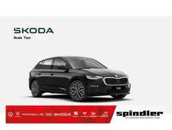 Schwarzmagic perleffekt Neu 2025 Skoda Scala Tour Kleinwagen | 27.625 € (Etwas zu teuer)