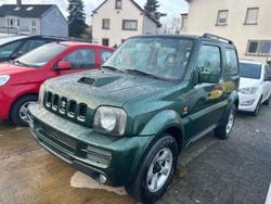 Grün Gebraucht 2009 Suzuki Jimny Club SUV | 6.990 € (Fairer Preis)