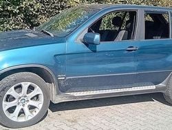 Blau Gebraucht 2001 BMW X5 SUV | 2.450 € (Fairer Preis)