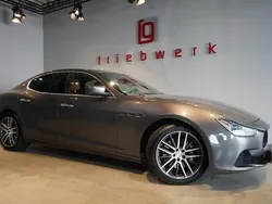 Grau Gebraucht 2014 Maserati Ghibli Coupé | 23.441 € (Etwas zu teuer)