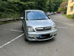 Silber Gebraucht 2006 Opel Meriva Van / Kleinbus | 2.700 € (Fairer Preis)