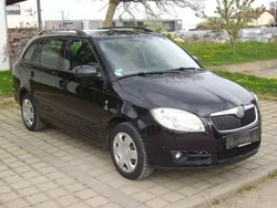 Schwarz Gebraucht 2008 Skoda Fabia Kombi | 950 € (Fairer Preis)