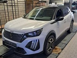 Weiß Gebraucht 2024 Peugeot 2008 GTi SUV | 20.450 € (Guter Preis)