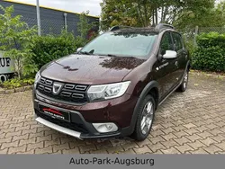 Braun Gebraucht 2017 Dacia Sandero Prestige Kleinwagen | 10.480 € (Fairer Preis)