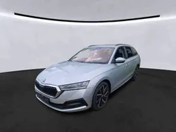 Brilliantsilber metallic Gebraucht 2022 Skoda Octavia Clever Kombi | 18.990 € (Guter Preis)