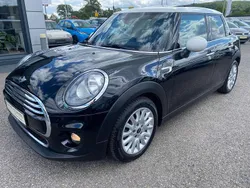 Midnight black Gebraucht 2024 Mini Cooper Pepper Kleinwagen | 8.450 € (Guter Preis)